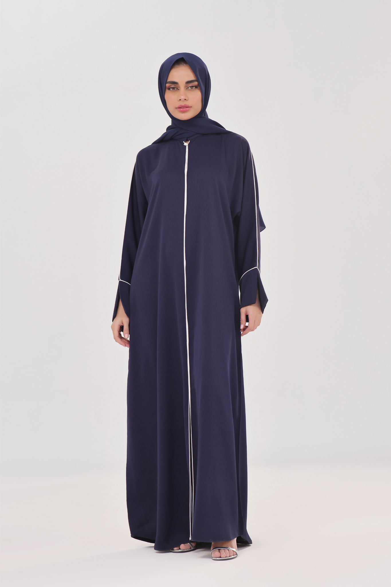 Everyday Staple Slit-sleeved Abaya - Vivid Blue