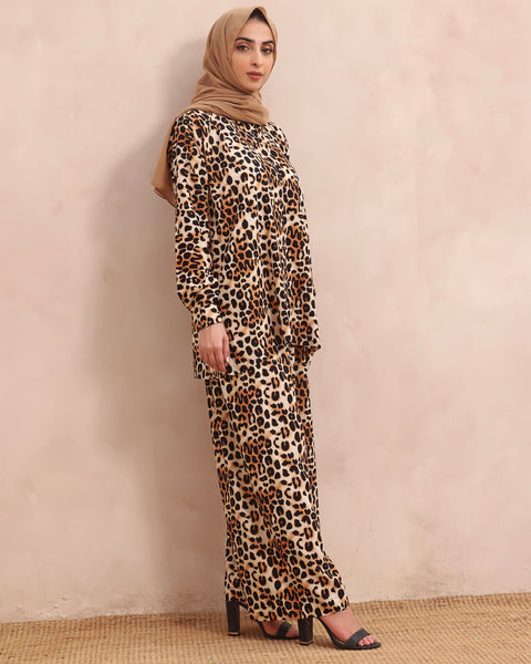 Summer Linen Co-ord Set In Leopard Print